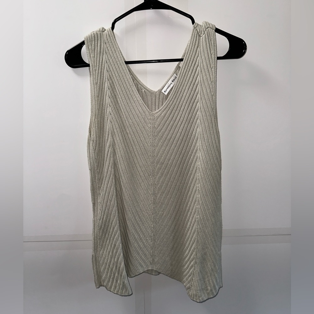 Katherine Kelly sweater tank top blouse